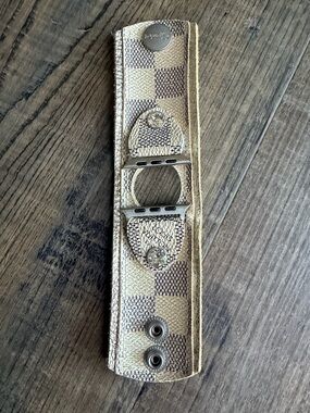 ⏱️ Spark*L Cuff L*V Monogram Beige and Navy Watch Strap Size 1